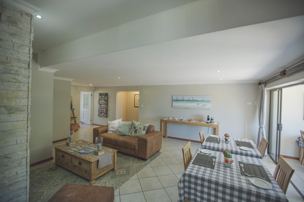 Mossel Bay Golf Lodge Exterior photo